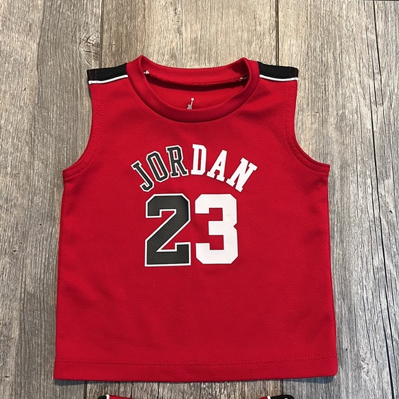 Jordan : Toddler Red Air Jordan Flight
History Muscle Tank Top and Shorts Set - Picture 2 of 3